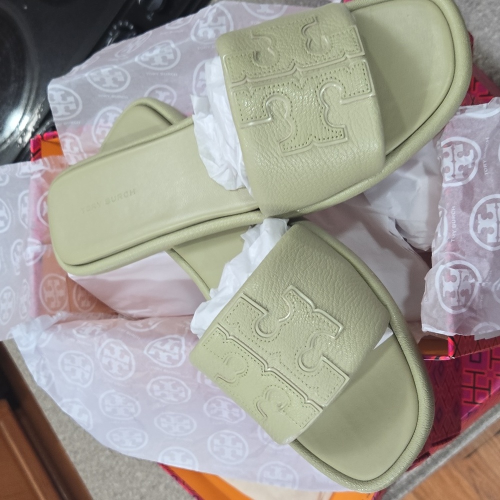 Tory Burch Double T Sport Slide Tumbled Leather - Picture 9 of 11